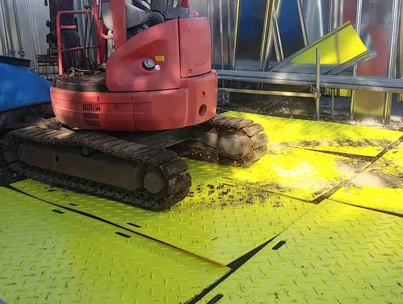 革新工程臨時鋪路方案，歐科塑業(yè)聚乙烯鋪路板升級換代